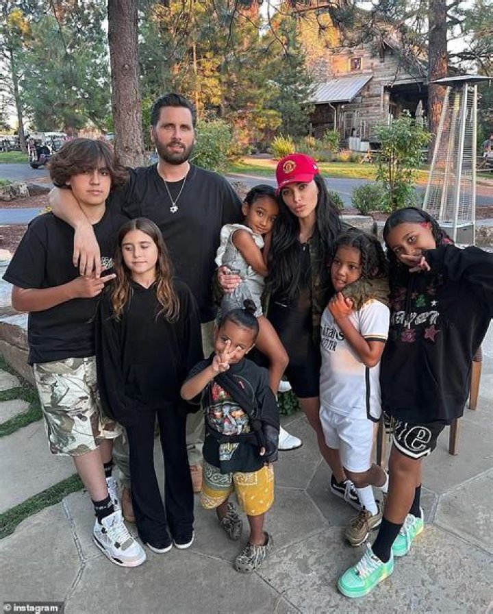 The Kardashians Want To Pay Scott Disick $20 Million In Hush Money