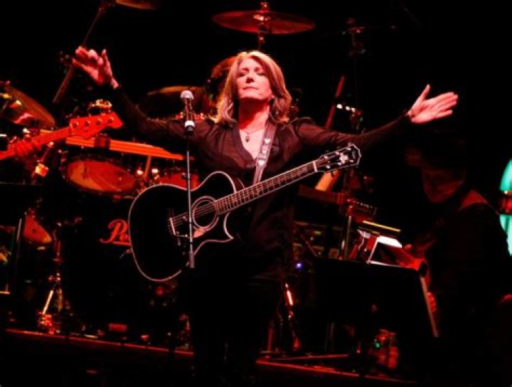 Kathy Mattea Net Worth | Celebrity Net Worth