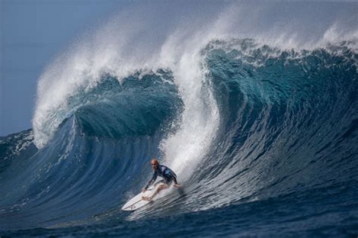 Surf Legend Kelly Slater Looks To Ride $20 Million Oahu Mansion Sale Wave