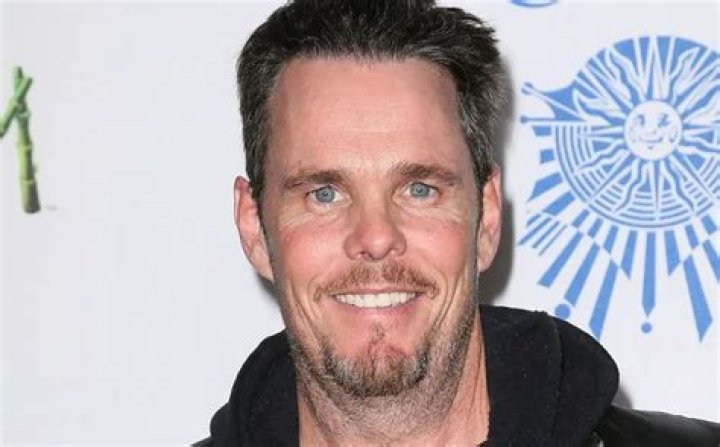 Kevin Dillon Net Worth | Celebrity Net Worth