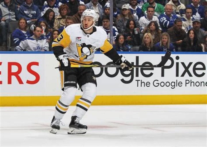 Kevin Hayes Net Worth | Celebrity Net Worth