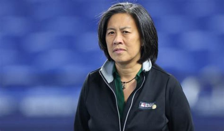 Kim Ng Net Worth | Celebrity Net Worth