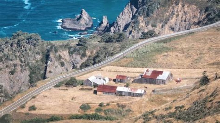 Kris Kristofferson Seeks $17.2 Million For 550-Acre Northern California Ranch