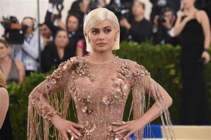 Kylie Jenner Poised To Become First Billionaire Of Kardashian Clan
