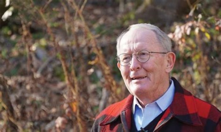 Lamar Alexander Net Worth | Celebrity Net Worth