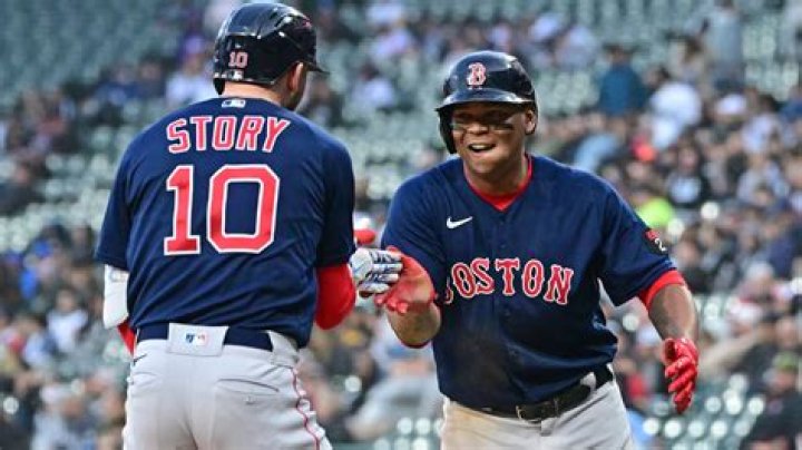 LeBron James Has Become A Part-Owner Of The Boston Red Sox