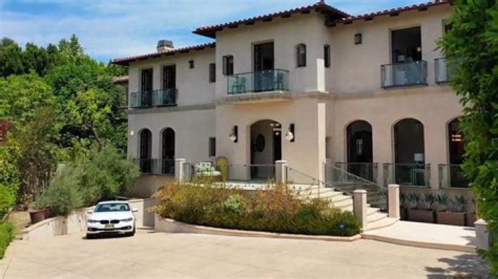 Lilly Ghalichi From "Shahs Of Sunset" Puts Los Angeles Mansion Up For Sale For $17.2 Million