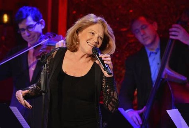 Linda Lavin Net Worth | Celebrity Net Worth