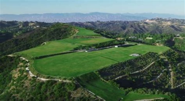 Listed A Year Ago For $1 BILLION - "The Mountain Of Beverly Hills" Just Sold For $100,000. That's Not A Typo. What Happened?