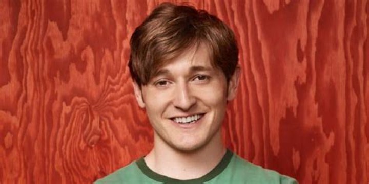 Lucas Neff Net Worth | Celebrity Net Worth