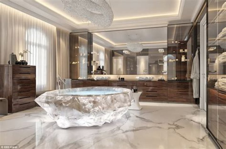 These Luxury Vacation Homes In Dubai Come With $1M Bathtubs