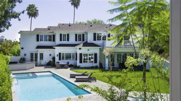 Salsa King Marc Anthony Puts Tarzana Mansion On Market For $4.35 Million