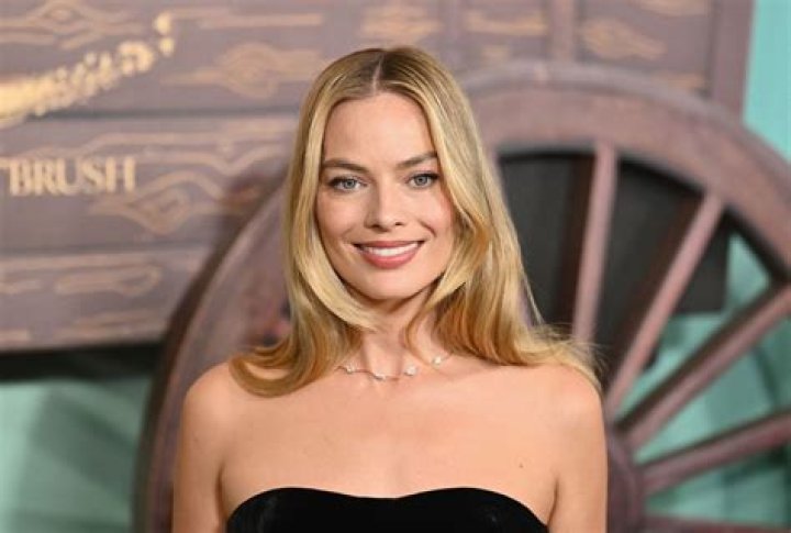 Margot Robbie Net Worth | Celebrity Net Worth