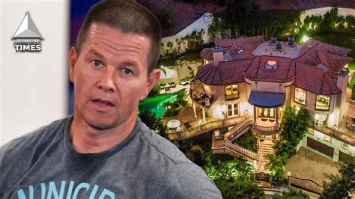 Mark Wahlberg Donates $1.5M From 'All The Money In The World' To Time's Up Fund
