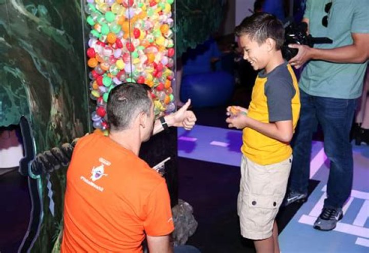 Meet the 8-Year-Old Millionaire Who Has Taken YouTube by Storm