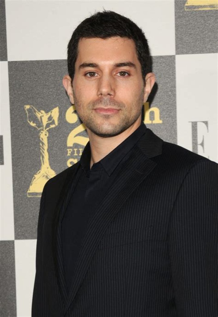 Micah Sloat Net Worth | Celebrity Net Worth