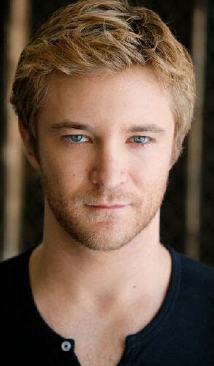 Michael Welch Net Worth | Celebrity Net Worth