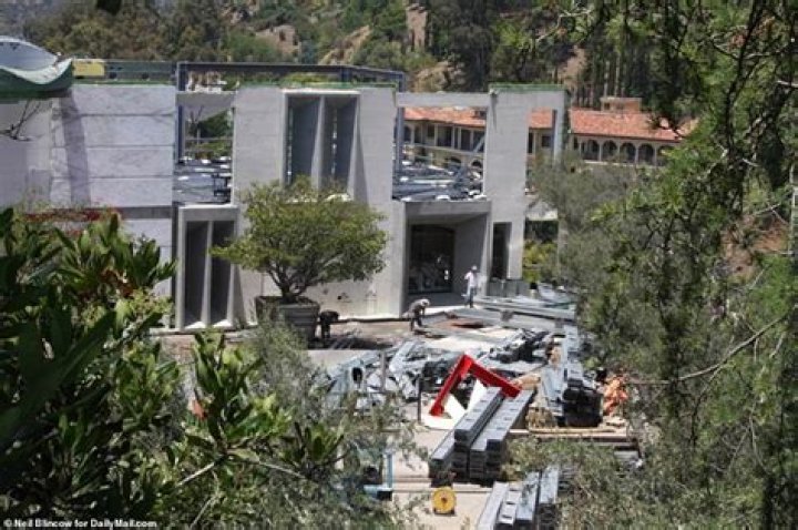 Mohamed Hadid's Disastrous (And Illegal) $100 Million Bel Air Mansion Just Sold At Public Auction For $5 Million
