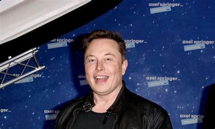 Morgan Stanley Analyst Thinks Elon Musk Will Become A Trillionaire Thanks To SpaceX