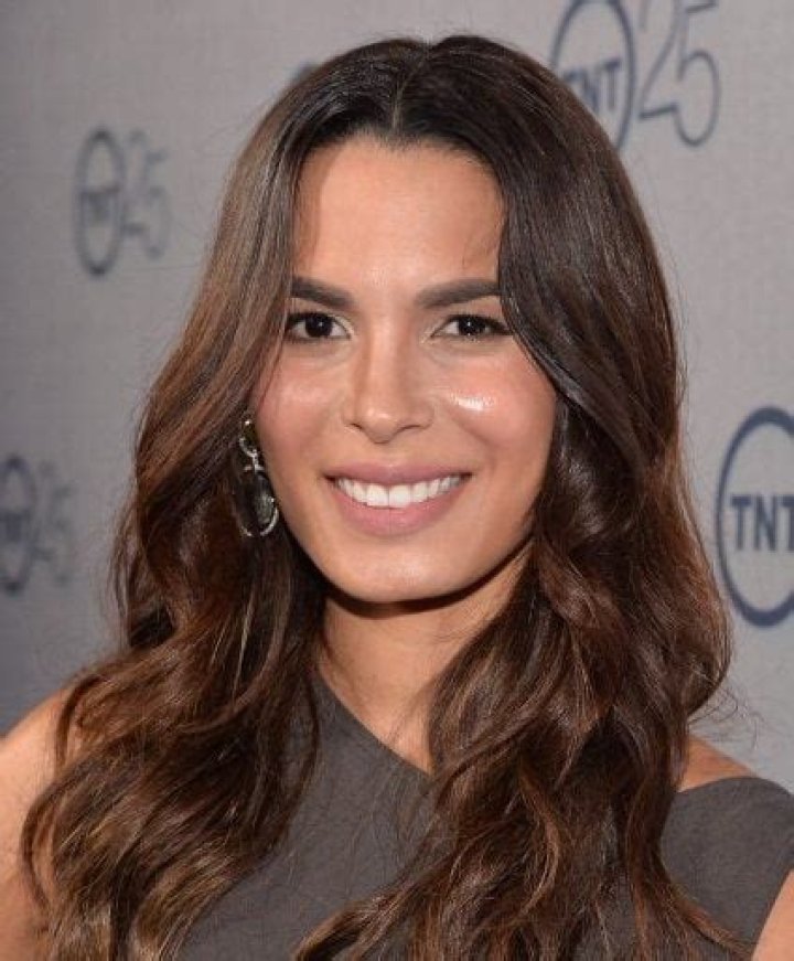 Nadine Velazquez Net Worth | Celebrity Net Worth