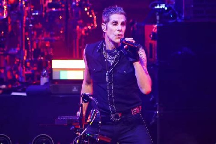 Perry Farrell Net Worth | Celebrity Net Worth