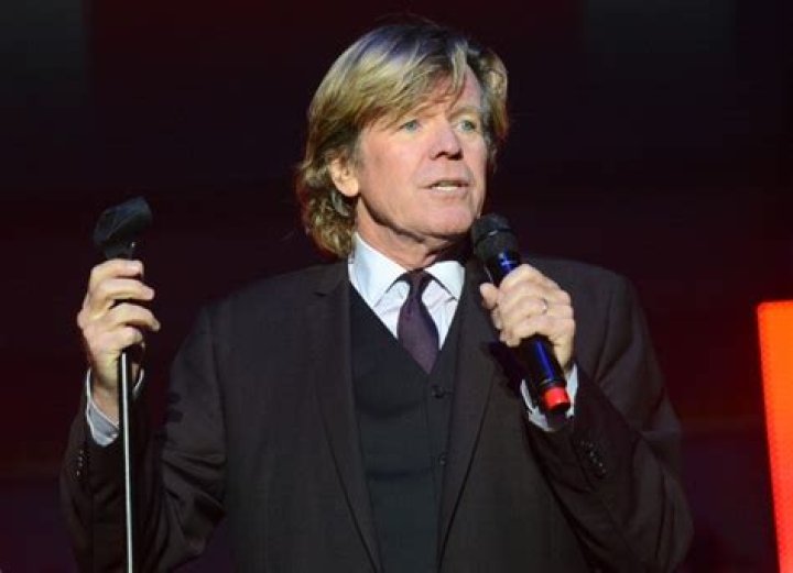 Peter Noone Net Worth | Celebrity Net Worth