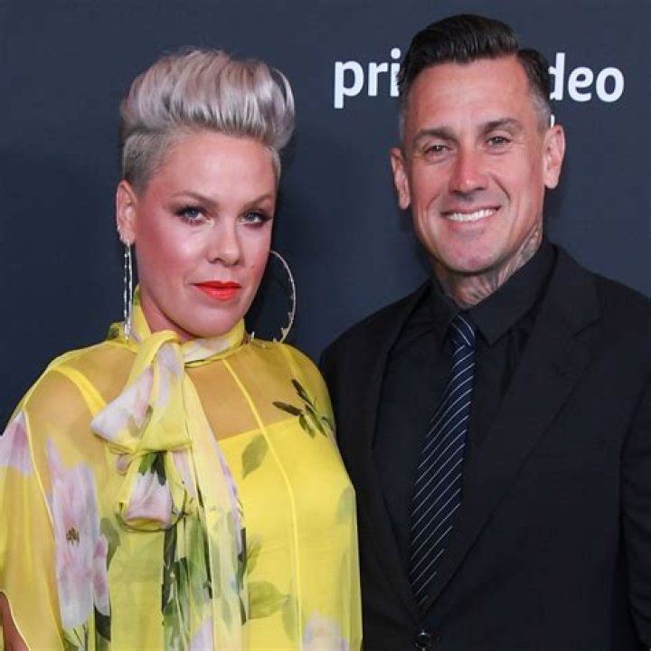 Pink and Carey Hart Net Worth