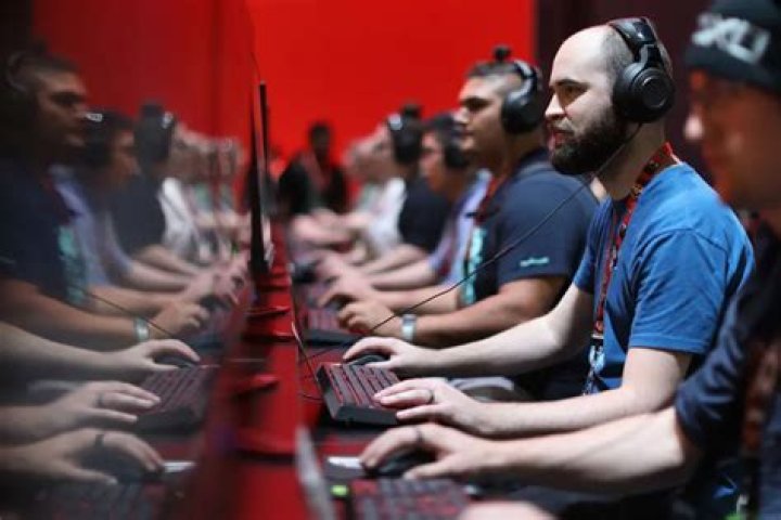 Pro Gamers Are Soon On Track To Earn As Much As Pro Athletes