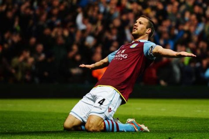 Ron Vlaar Net Worth | Celebrity Net Worth