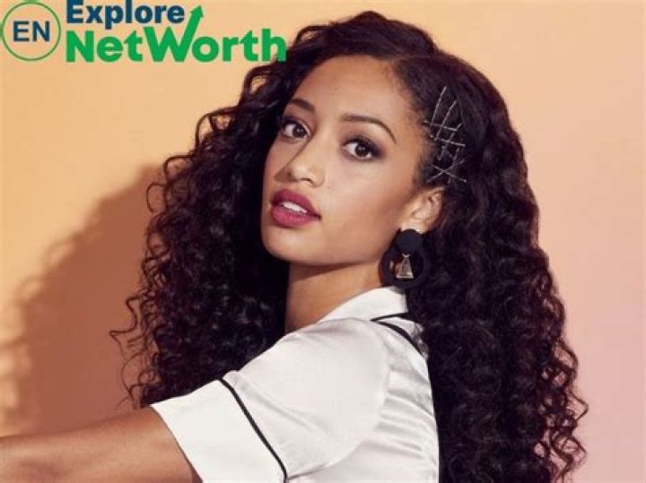 Samantha Logan Net Worth | Celebrity Net Worth