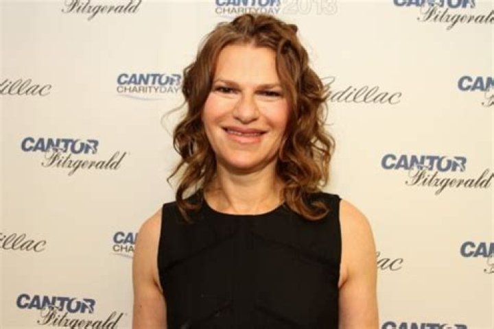 Sandra Bernhard Net Worth | Celebrity Net Worth