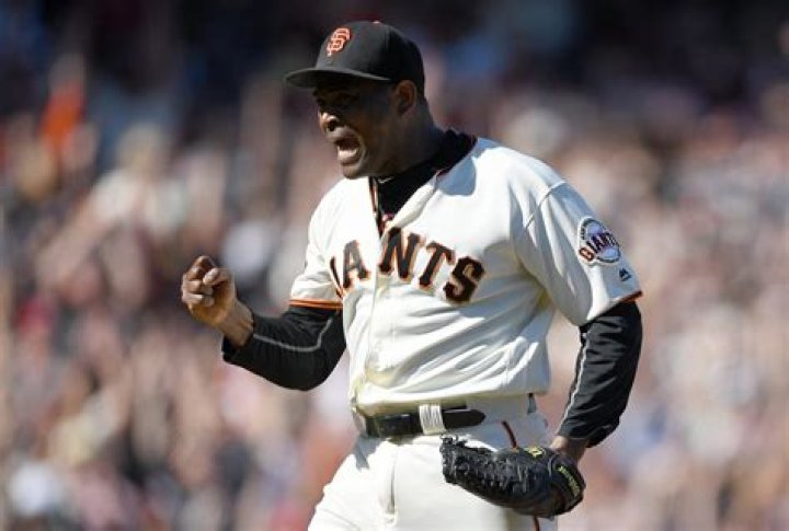 Santiago Casilla Net Worth | Celebrity Net Worth