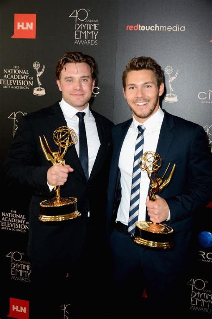 Scott Clifton Net Worth | Celebrity Net Worth