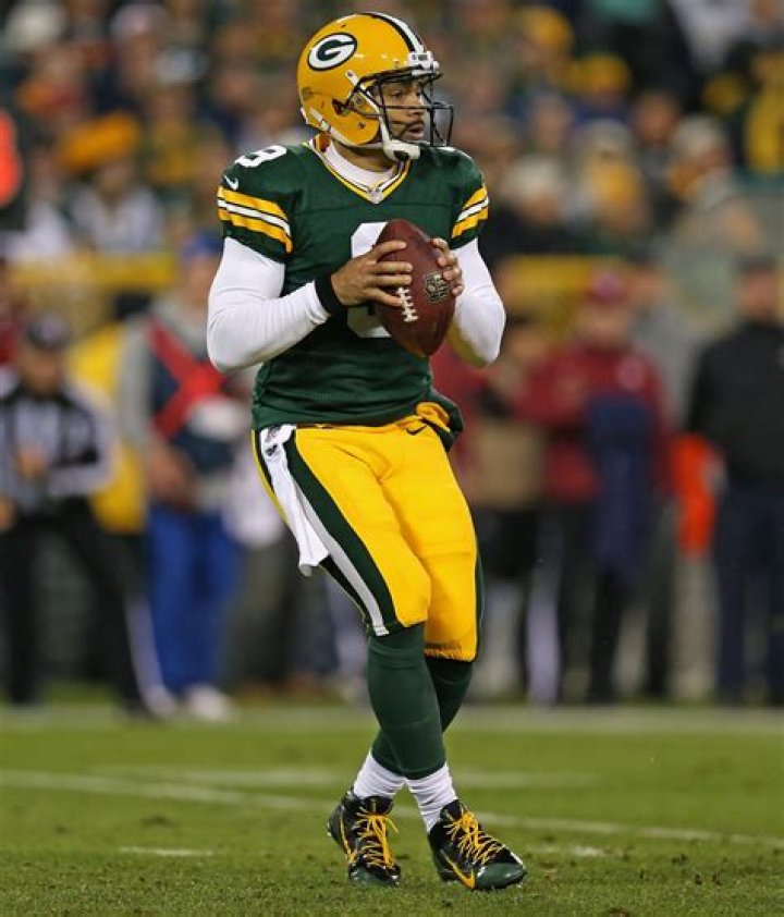 Seneca Wallace Net Worth | Celebrity Net Worth