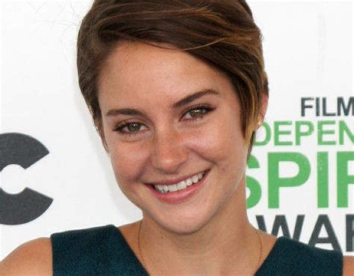 Shailene Woodley Net Worth | Celebrity Net Worth