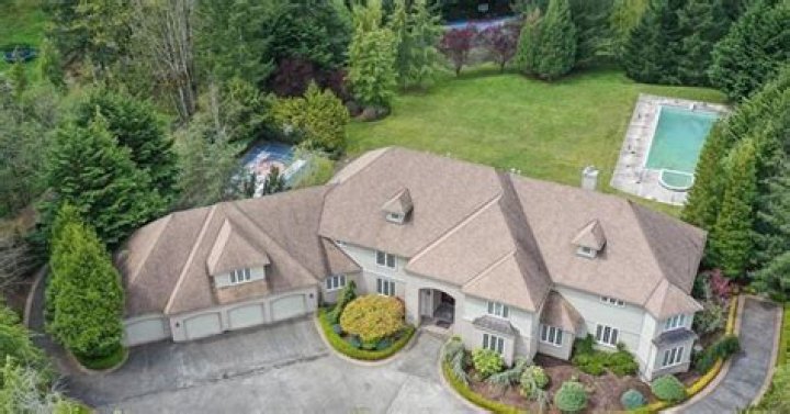 Shawn Kemp's Seattle Mansion Is Now $1.2 Million Cheaper