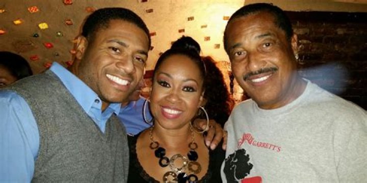 Shelly Garrett Net Worth | Celebrity Net Worth