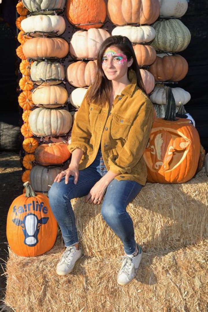 Shiri Appleby Net Worth | Celebrity Net Worth