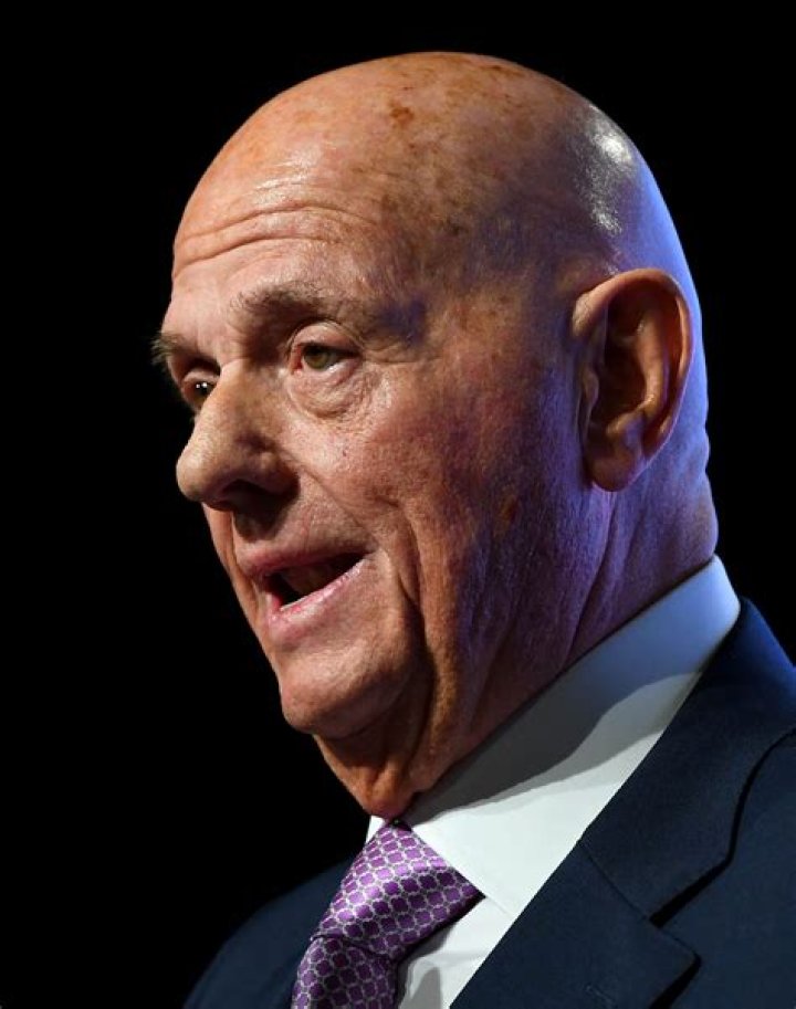 Solomon Lew Net Worth | Celebrity Net Worth