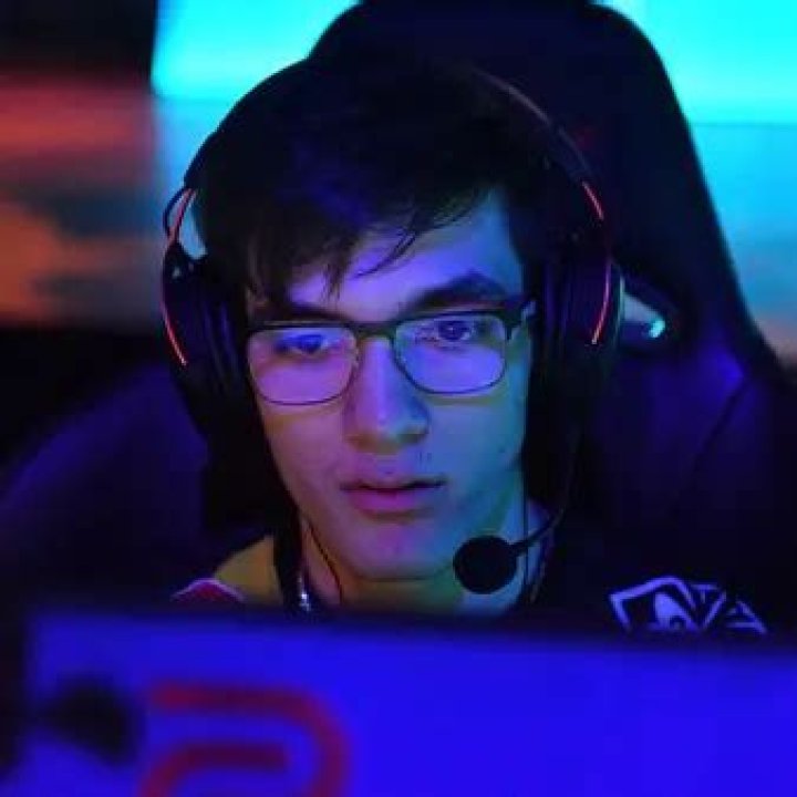 SquishyMuffinz Net Worth | Celebrity Net Worth