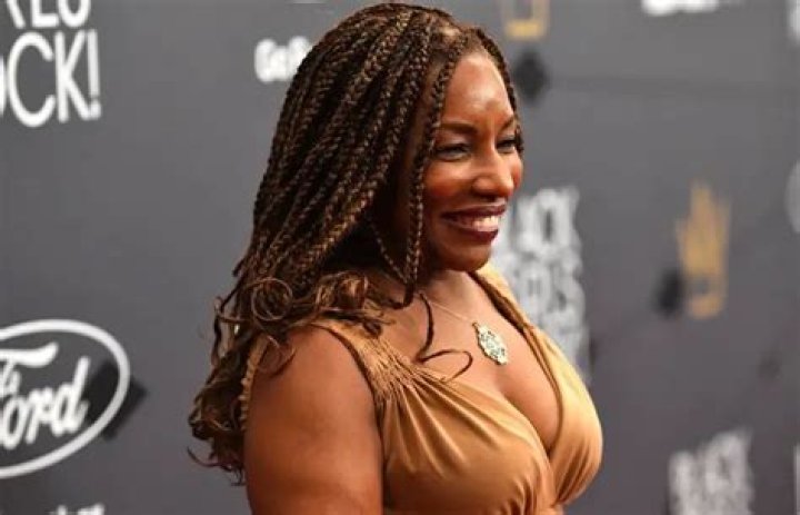 Stephanie Mills Net Worth | Celebrity Net Worth