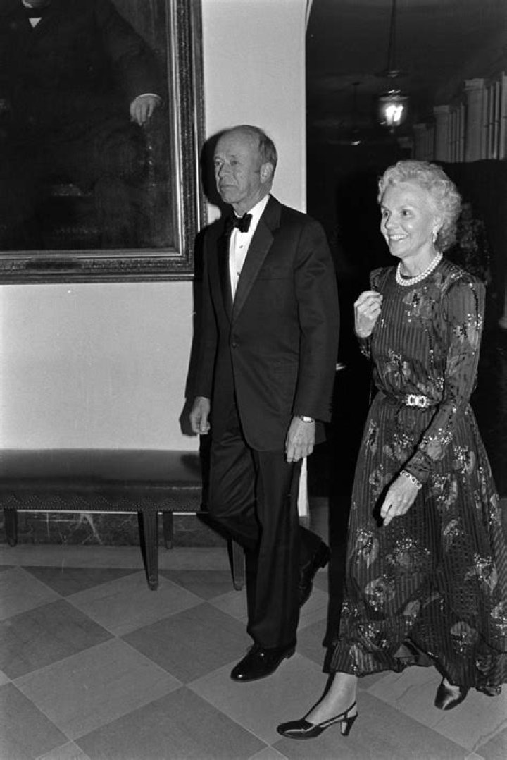 Stephen Bechtel, Jr. Net Worth