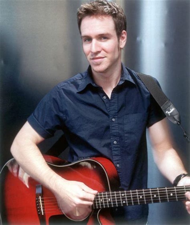 Stephen Lynch Net Worth | Celebrity Net Worth