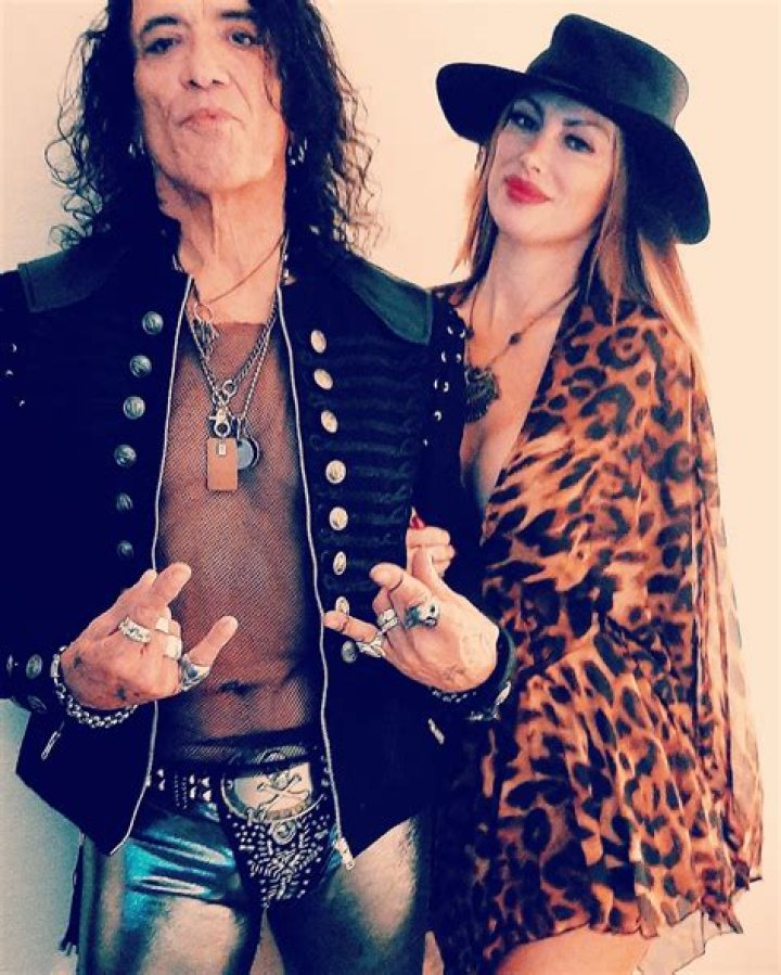 Stephen Pearcy Net Worth | Celebrity Net Worth