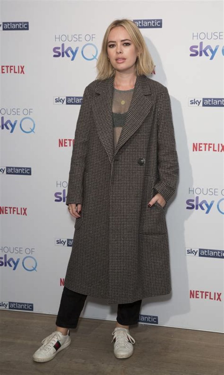 Tanya Burr Net Worth | Celebrity Net Worth