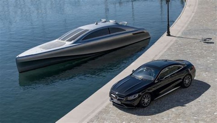 The Mercedes-Benz Arrow 460 Granturismo Edition Yacht Costs $1.7 Million