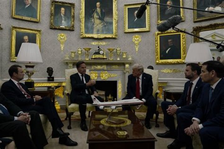 The Rags To Riches To Oval Office Story Of Melania Trump