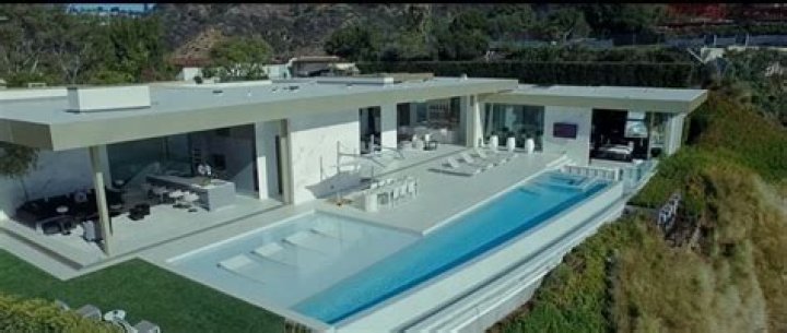 This Los Angeles Megamansion Has Been On Sale For Two Years, And Just Had A $20 Million Price Increase