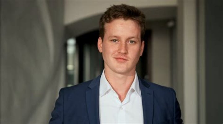 Tom Guiry Net Worth | Celebrity Net Worth