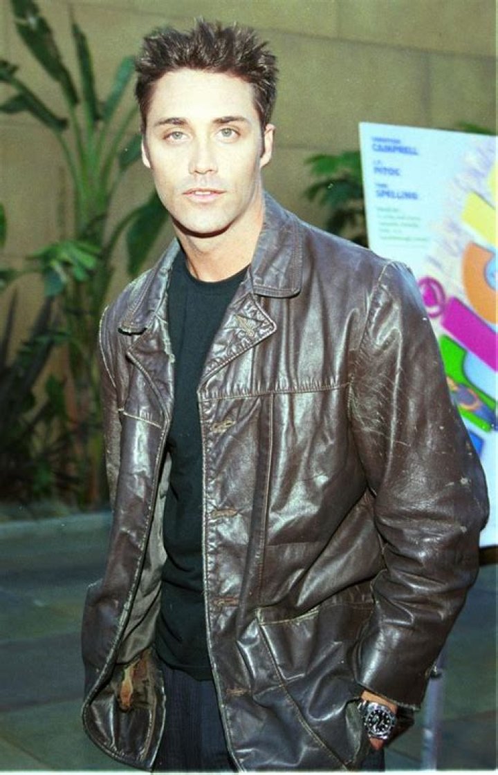 Vincent Young Net Worth | Celebrity Net Worth